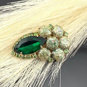 Vintage Green Glass & Acrylic Glitter Costume Jewelry Brooch J907